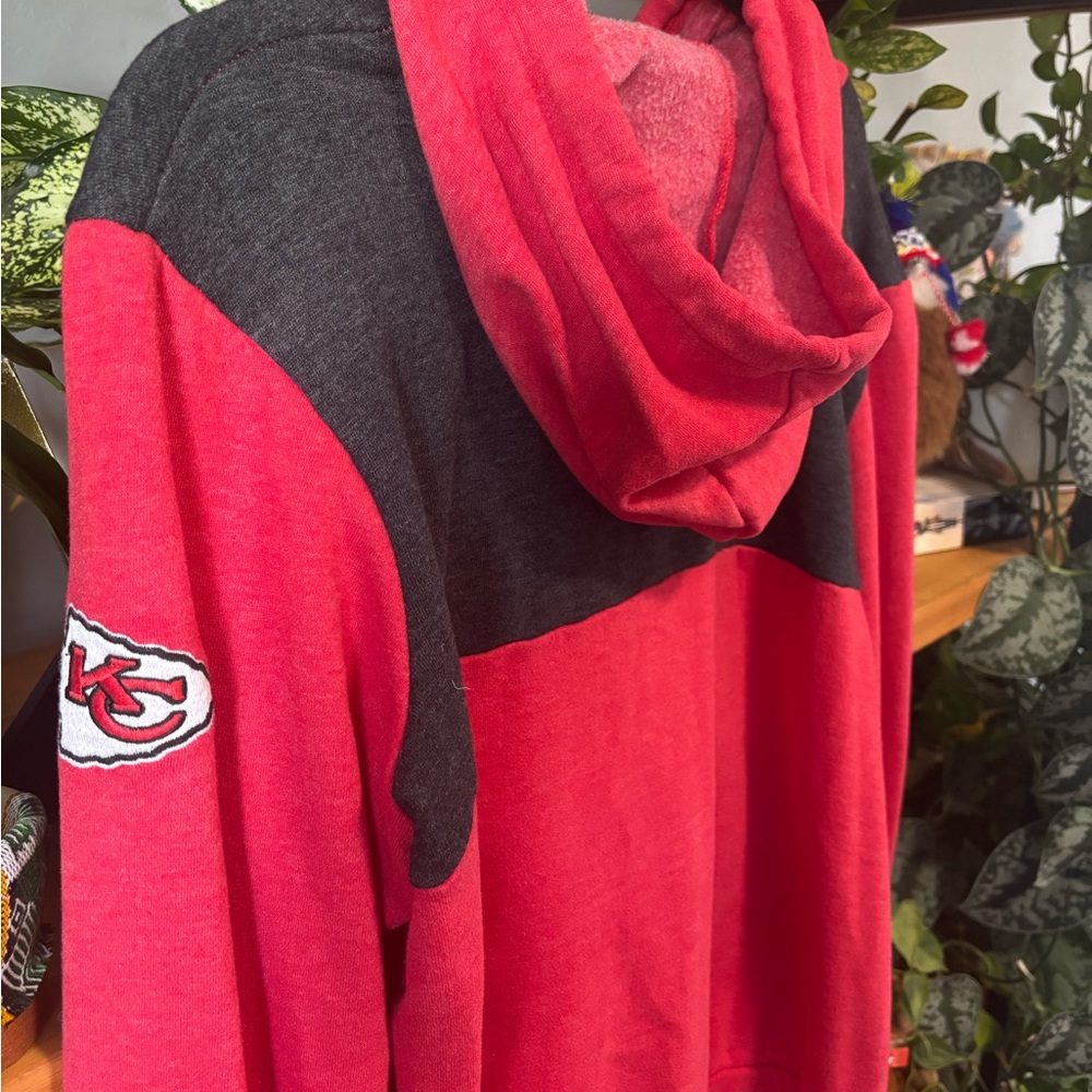 NFL Chiefs Red, Black, and White Hoodie - Picture 4 of 4
